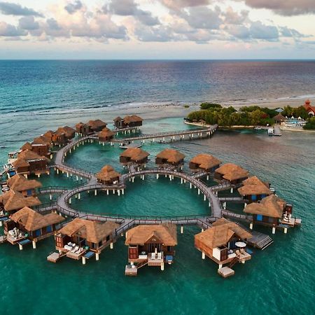 Sandals Royal Caribbean All Inclusive Resort & Private Island - Couples Only Montego Bay Exterior photo