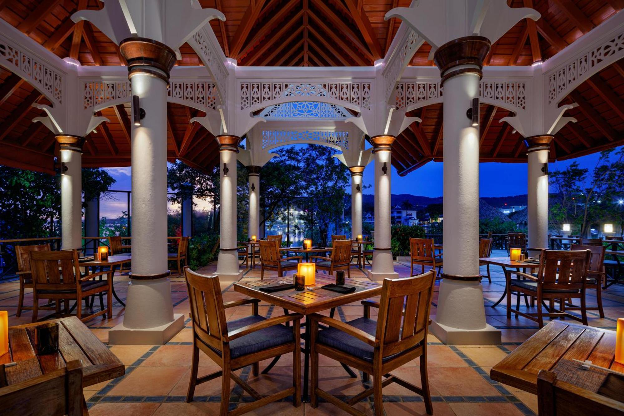 Sandals Royal Caribbean All Inclusive Resort & Private Island - Couples Only Montego Bay Exterior photo