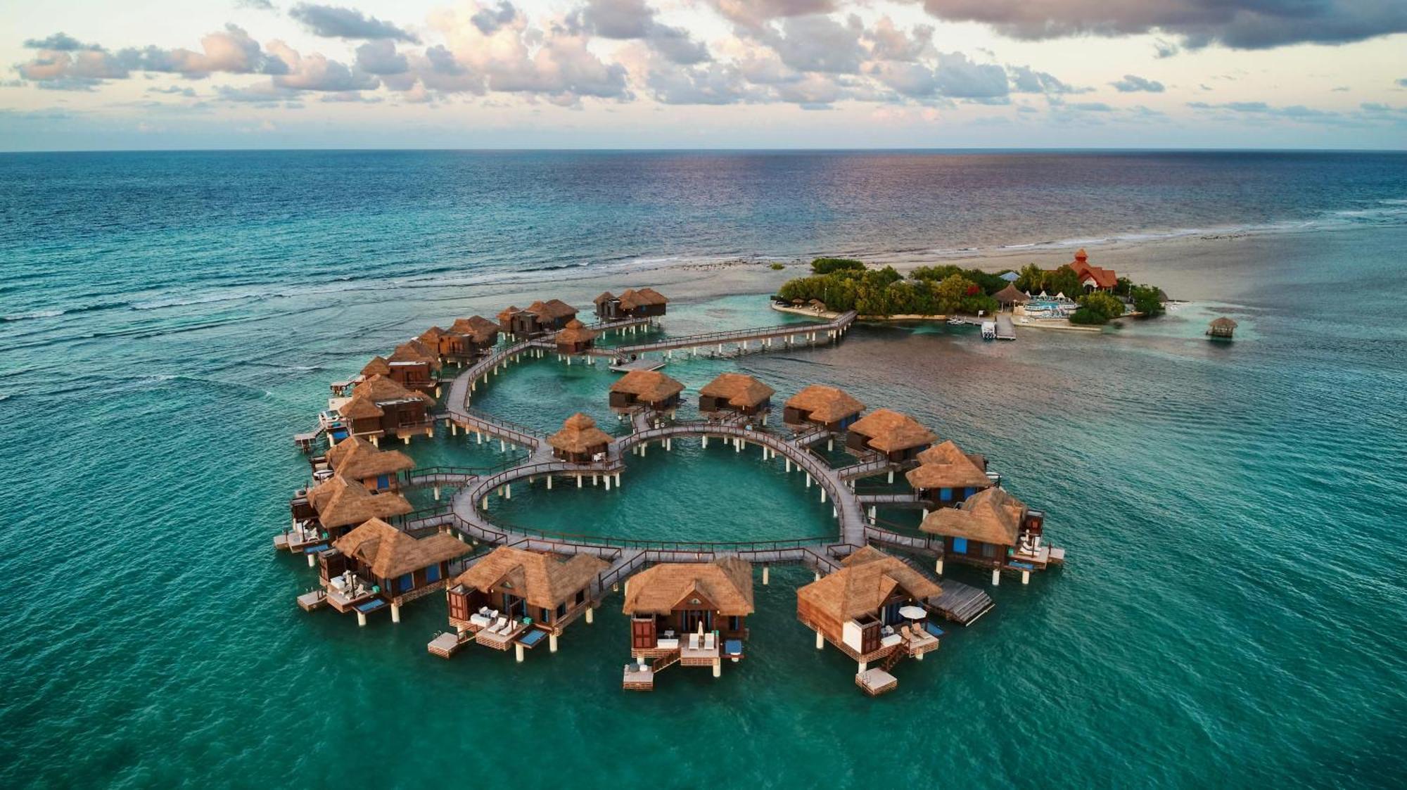 Sandals Royal Caribbean All Inclusive Resort & Private Island - Couples Only Montego Bay Exterior photo